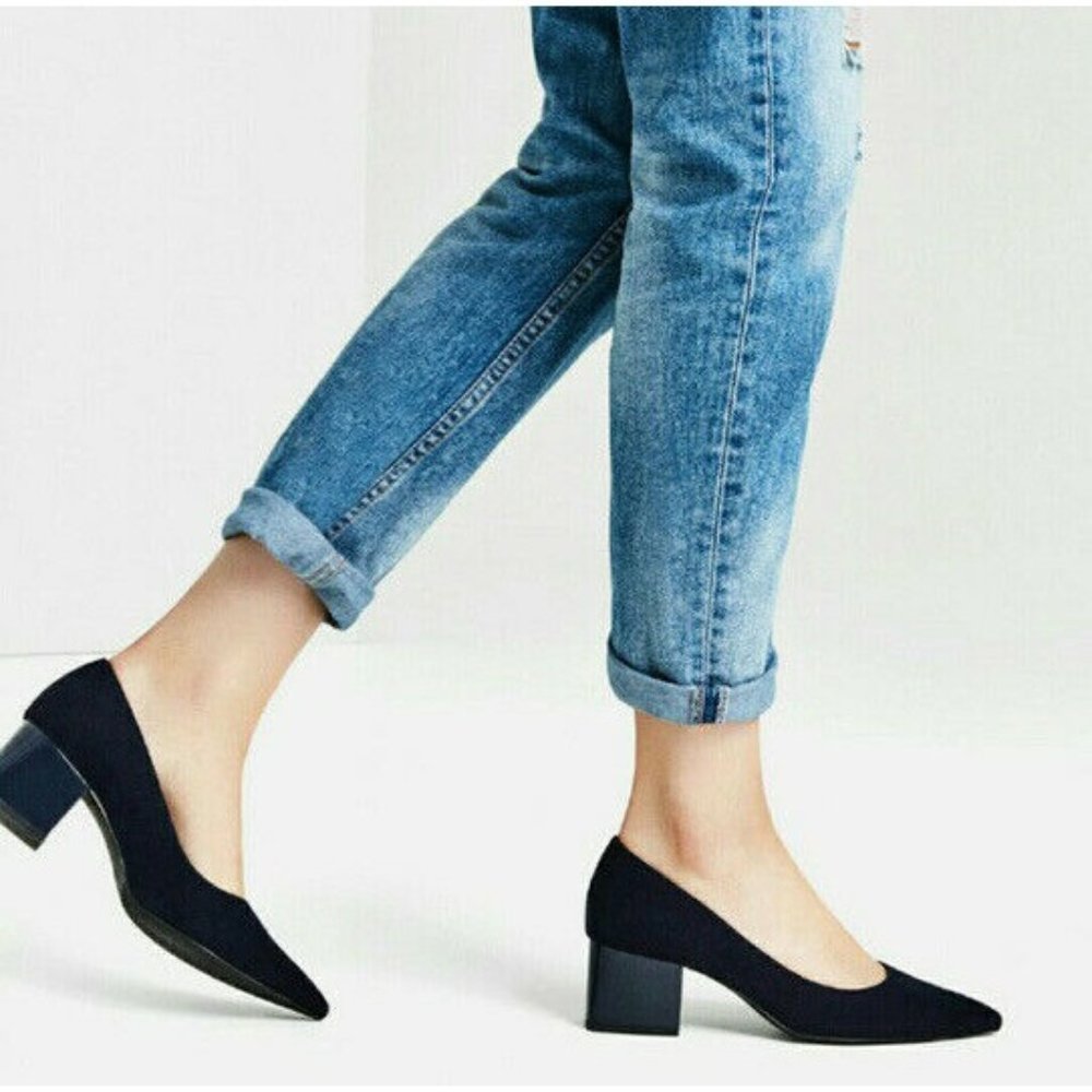 ZARA TRF Women's Sz 10 EU 41 Navy Blue Faux Suede Block Heel Point Toe Pumps